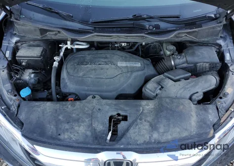 2018 Honda Odyssey Exl z USA, uszkodzony, nr VIN 5FNRL6H79JB011603